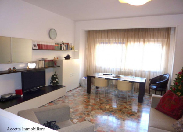 Appartamento in affitto a Taranto, Borgo - Rione Italia, Montegranaro, 107 mq - Foto 15