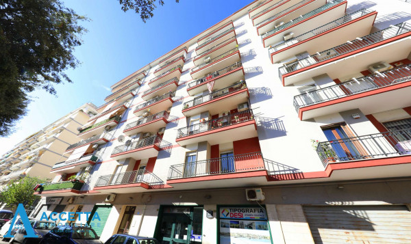 Appartamento in vendita a Taranto, Tre Carrare - Battisti, 105 mq - Foto 1