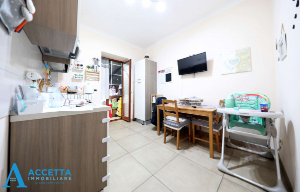 Appartamento in vendita a Taranto, Tre Carrare - Battisti, 75 mq - Foto 16