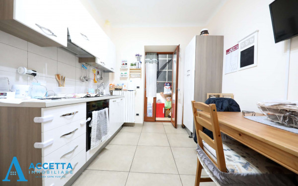 Appartamento in vendita a Taranto, Tre Carrare - Battisti, 75 mq - Foto 14