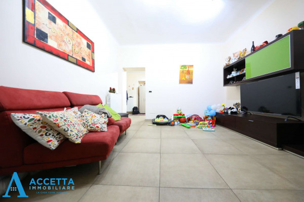 Appartamento in vendita a Taranto, Tre Carrare - Battisti, 75 mq - Foto 19