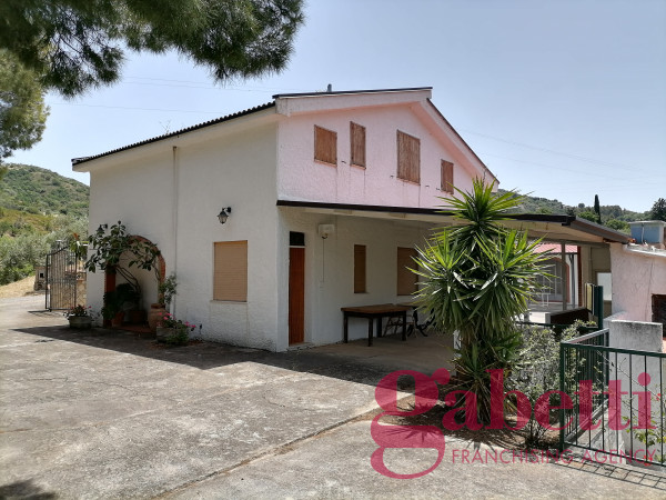 Villa in vendita a Pollina, Periferia, Con giardino, 200 mq