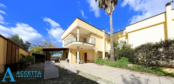 Villa in vendita a Taranto, Lama, Talsano, Con giardino, 173 mq