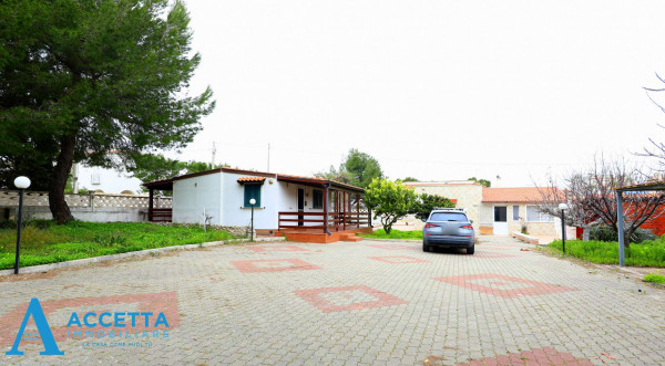 Villa in vendita a Taranto, Località Lido Torretta, Con giardino, 105 mq