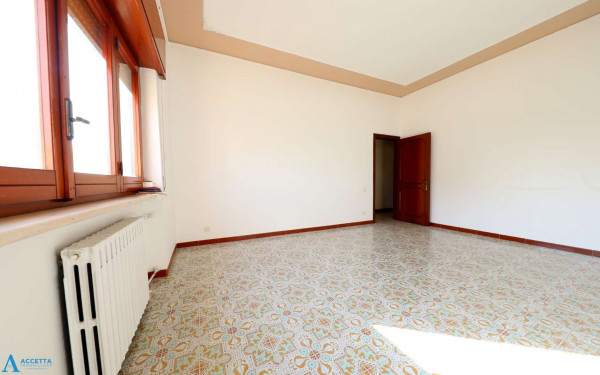 Appartamento in vendita a Taranto, Talsano, Con giardino, 140 mq - Foto 9