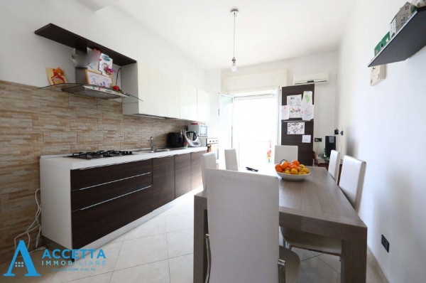 Appartamento in vendita a Taranto, Rione Italia - Montegranaro, 89 mq - Foto 8
