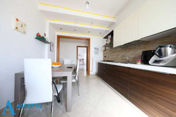 Appartamento in vendita a Taranto, Rione Italia - Montegranaro, 89 mq - Foto 12