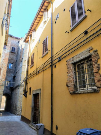 Casa indipendente in vendita a Città di Castello, Centro Storico, 120 mq