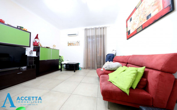 Appartamento in vendita a Taranto, Tre Carrare - Battisti, 75 mq - Foto 7