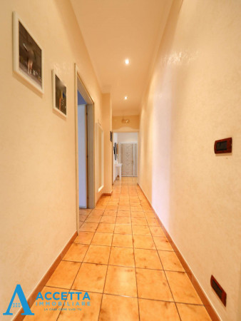 Appartamento in vendita a Taranto, Rione Italia - Montegranaro, 131 mq - Foto 13