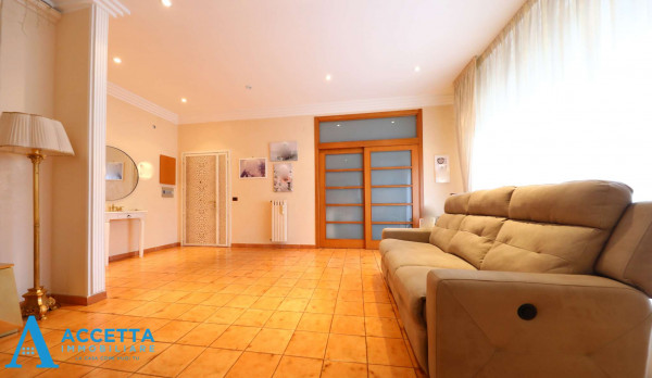 Appartamento in vendita a Taranto, Rione Italia - Montegranaro, 131 mq - Foto 19