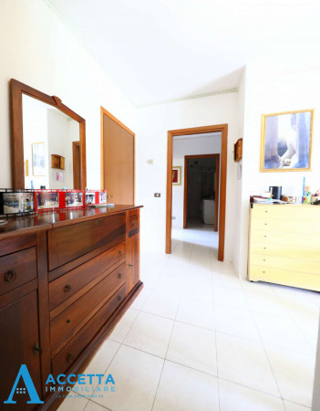 Appartamento in vendita a Taranto, Rione Laghi - Taranto 2, Con giardino, 93 mq - Foto 18