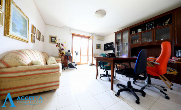 Appartamento in vendita a Taranto, Rione Laghi - Taranto 2, Con giardino, 93 mq - Foto 20