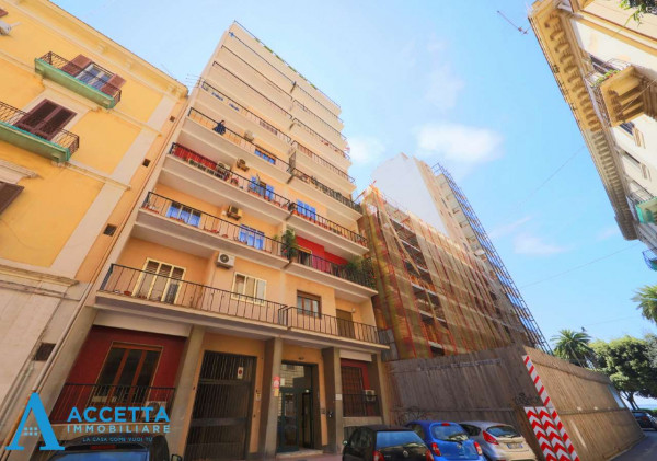 Appartamento in vendita a Taranto, Borgo, 130 mq - Foto 1
