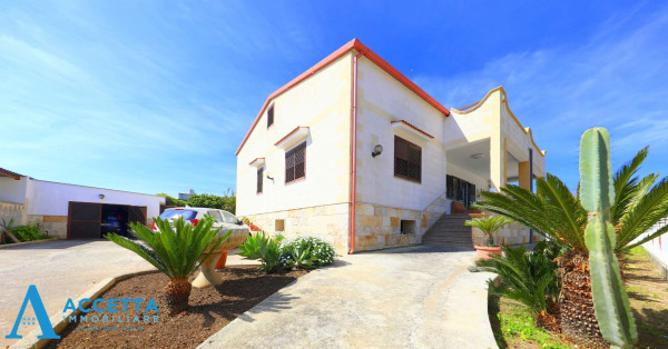 Villa in vendita a Taranto, San Vito, Con giardino, 236 mq - Foto 1