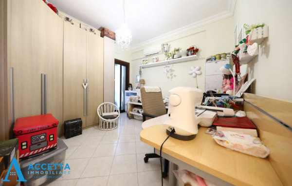 Appartamento in vendita a Taranto, Tre Carrare - Battisti, 107 mq - Foto 8
