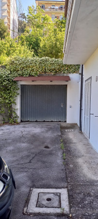 Casa indipendente in vendita a Fermo, Semicentro, Con giardino, 250 mq - Foto 2