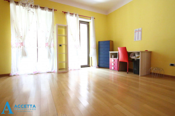 Appartamento in vendita a Taranto, Rione Italia - Montegranaro, 115 mq - Foto 9