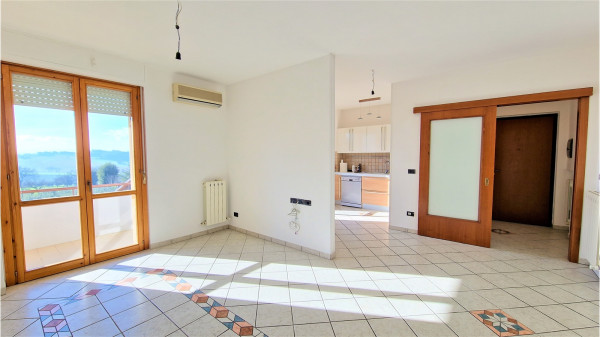 Appartamento in vendita a Perugia, V, Con giardino, 125 mq