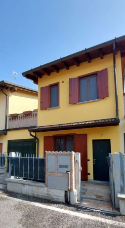 Villa in vendita a Casaletto Vaprio, Residenziale, Con giardino, 153 mq - Foto 1