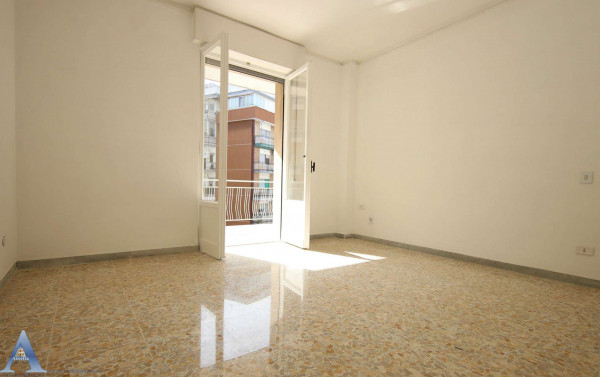 Appartamento in affitto a Taranto, Semicentrale, 89 mq - Foto 7