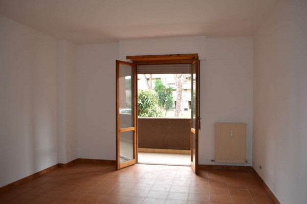 Appartamento in vendita a Roma, Dragoncello, Con giardino, 85 mq