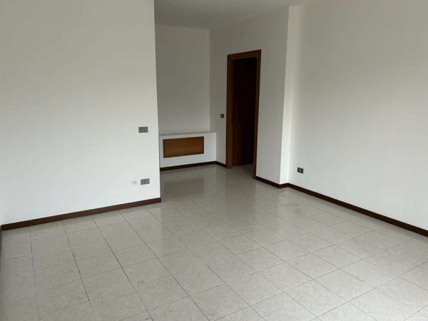 Appartamento in vendita a Roma, Eur Torrino, 89 mq