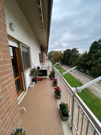 Appartamento in vendita a Perugia, Pila, 167 mq