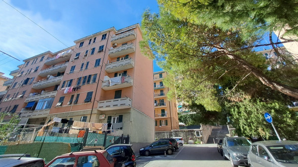 Appartamento in vendita a Genova, Sestri Ponente, 67 mq - Foto 1