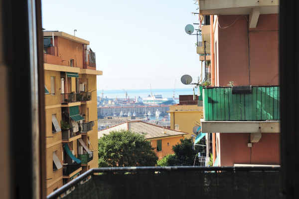 Appartamento in vendita a Genova, Lagaccio Oregina, 107 mq