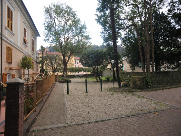 Appartamento in vendita a Genova, Pontedecimo, Con giardino, 85 mq - Foto 1