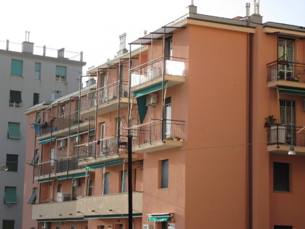 Appartamento in vendita a Genova, Genova Prà, 60 mq