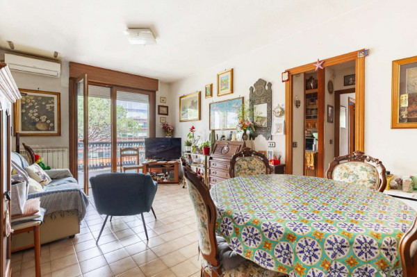 Appartamento in vendita a Roma, Torrino, Con giardino, 82 mq - Foto 1